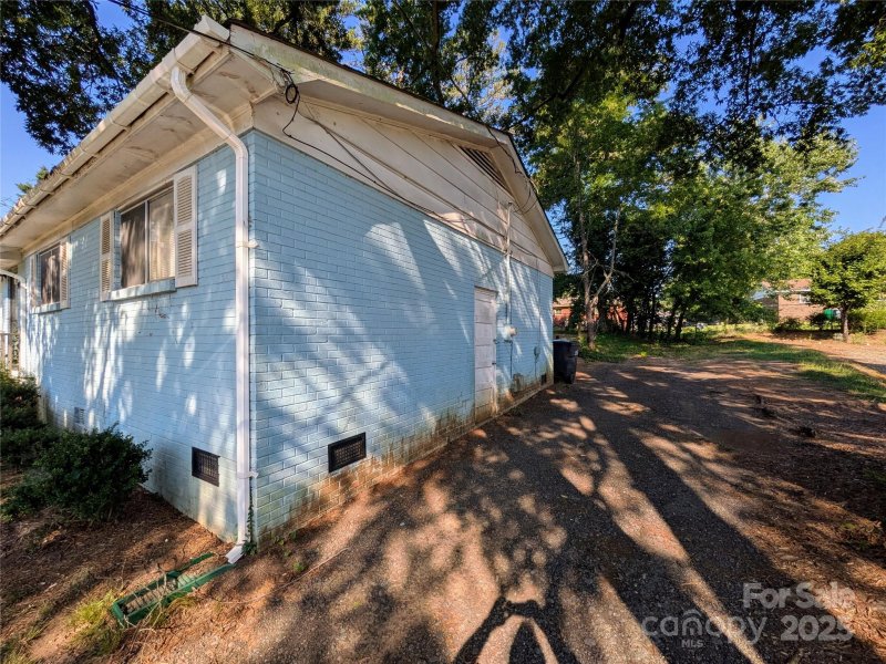 Property image 2 at 9401 Feldbank Drive, Charlotte, NC 28216