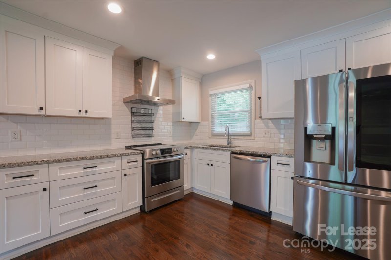 Property image 5 at 1702 Herrin Avenue, Charlotte, NC 28205