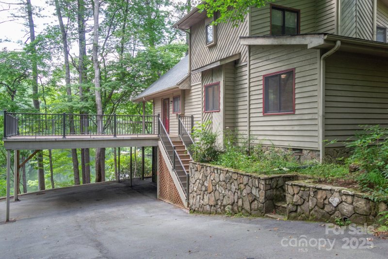 Property image 2 at 181 Hiwassee Road, Lake Toxaway, NC 28747