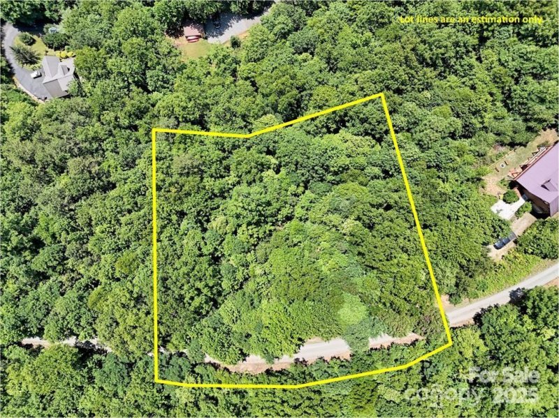 Property image 5 of 521 Signal Ridge in Beechwood, Sylva, NC 28779