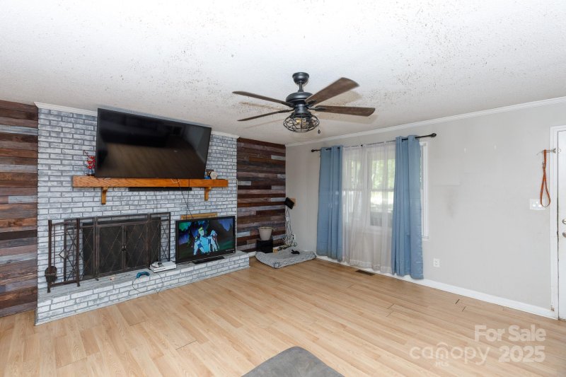 Property image 3 of 2736 Kirkover Drive in Green Acres, Lancaster, SC 29720
