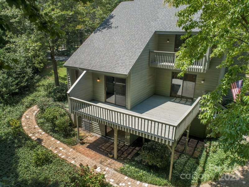 Providence Ridge, Matthews Community