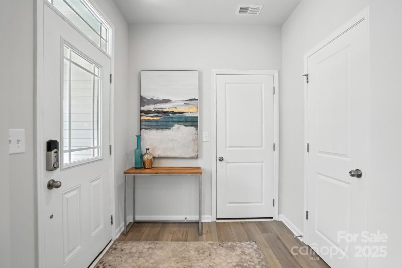 Property image 5 of 7140 Hodges Meadow Lane in Bailey Run, Charlotte, NC 28213