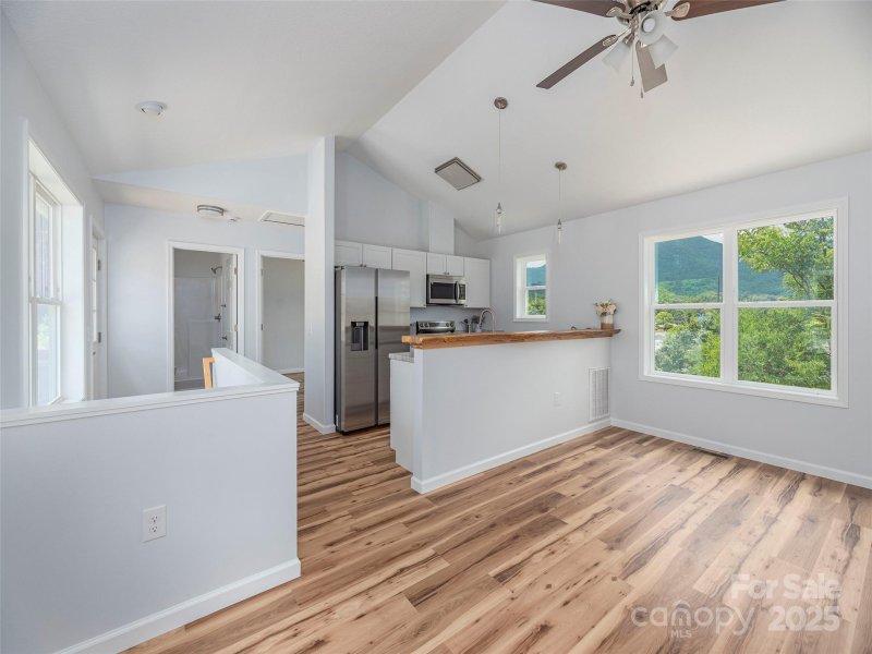 Property image 4 of 164 Carsen Loop in Jonathans Rest, Waynesville, NC 28785