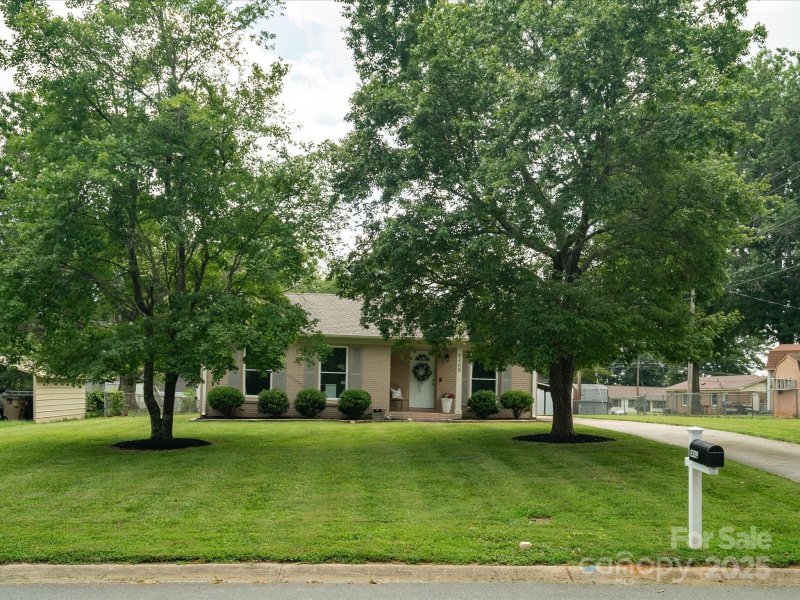 Property image 2 at 8309 Wynnview Road, Indian Trail, NC 28079