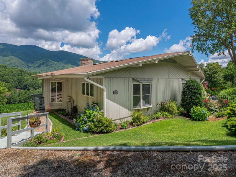 Property image 2 at 250 Sams Trail, Waynesville, NC 28786