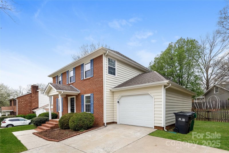 Property image 3 at 8749 Rittenhouse Circle, Charlotte, NC 28270