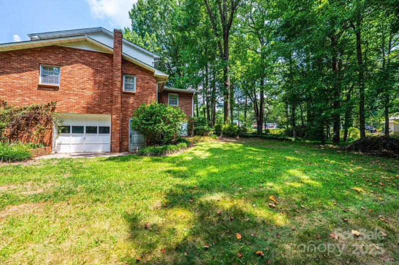Property image 3 of 3781 Dover Street in Woodland Oaks, Claremont, NC 28610