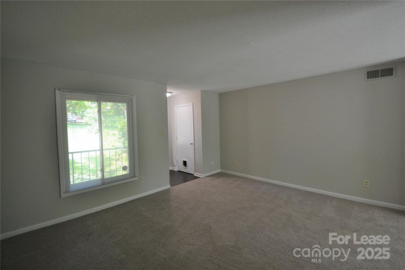 Property image 3 at 2013 Stoney Point Lane, Charlotte, NC 28210