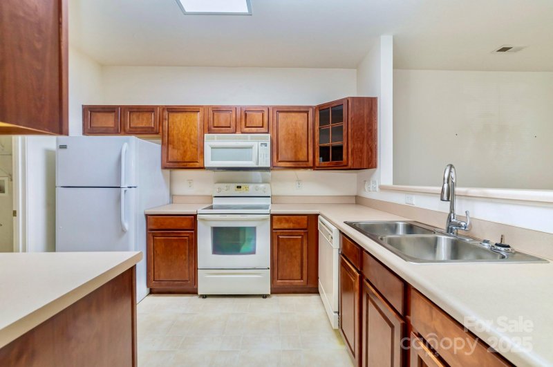 Property image 4 at 11829 Ridgeway Park Drive, Charlotte, NC 28277