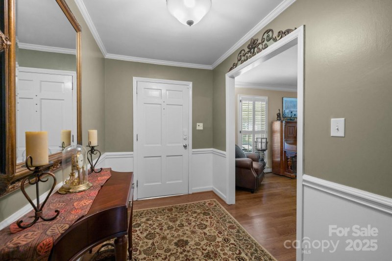 Property image 3 at 5006 Crooked Oak Lane, Charlotte, NC 28226
