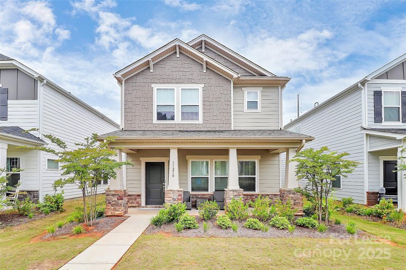 11210 Broadbent Court