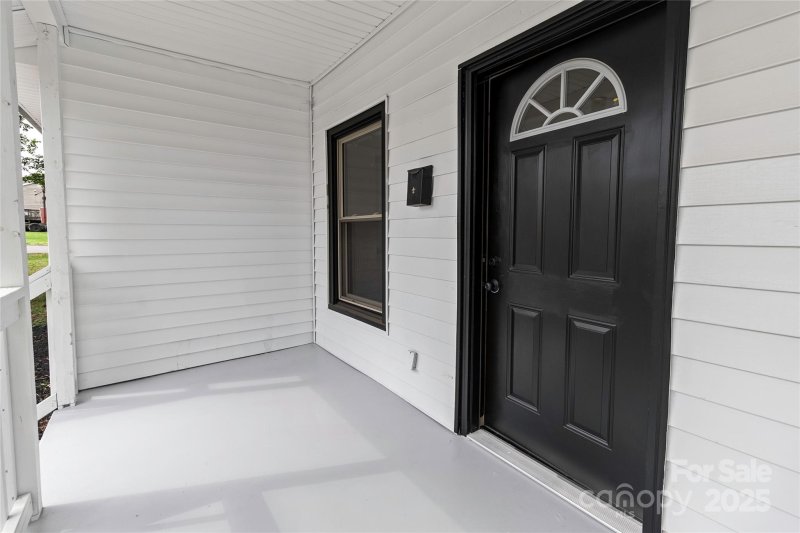 Property image 2 at 501 N Apple Street, Gastonia, NC 28054