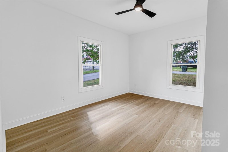 Property image 5 at 501 N Apple Street, Gastonia, NC 28054