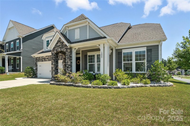 Property image 3 of 1085 Harbor Bay Drive in The Overlook at Barber Rock, Fort Mill, SC 29707