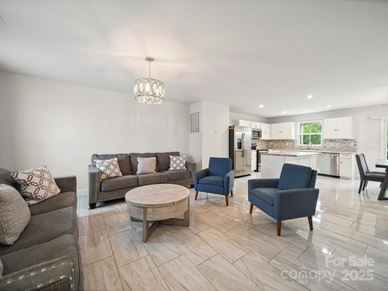 Property image 3 at 2527 Willow Pond Lane, Concord, NC 28025