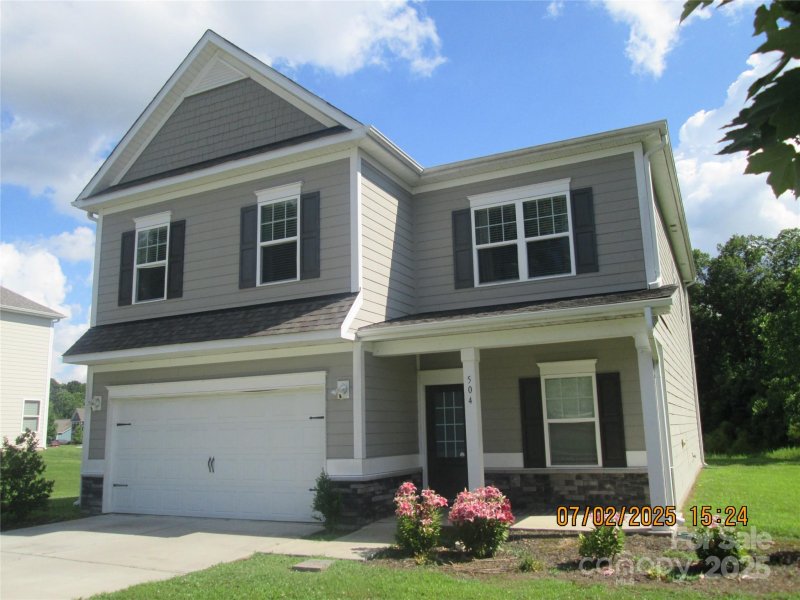 Property image 2 of 504 Stone River Parkway in River Park, Mount Holly, NC 28120