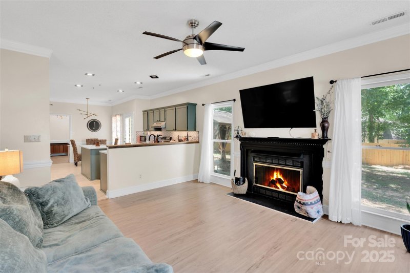 Property image 4 at 2725 Kirkholm Drive, Matthews, NC 28105