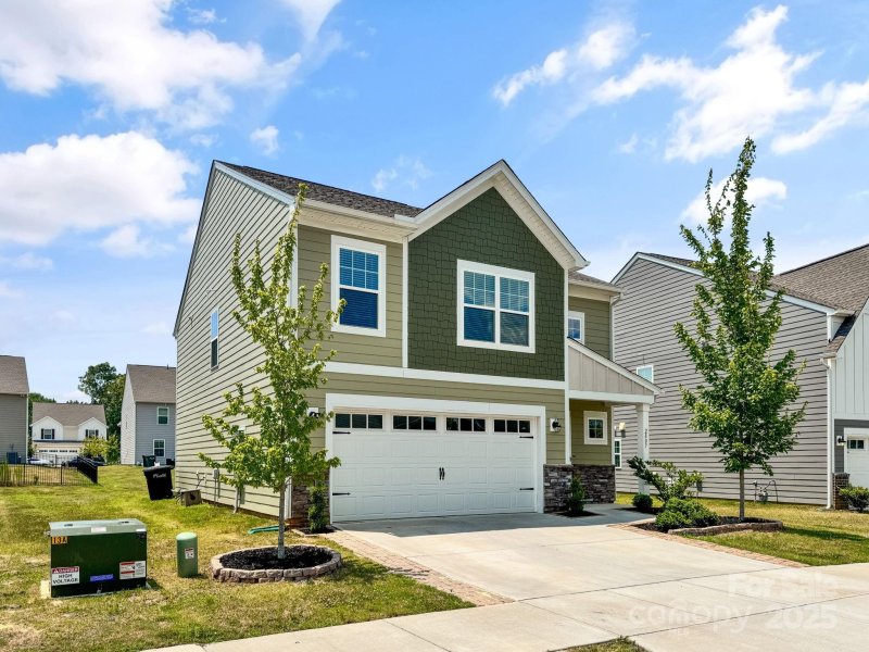 Property image 2 of 2807 Oldfield Drive in Veronica Springs, Monroe, NC 28110