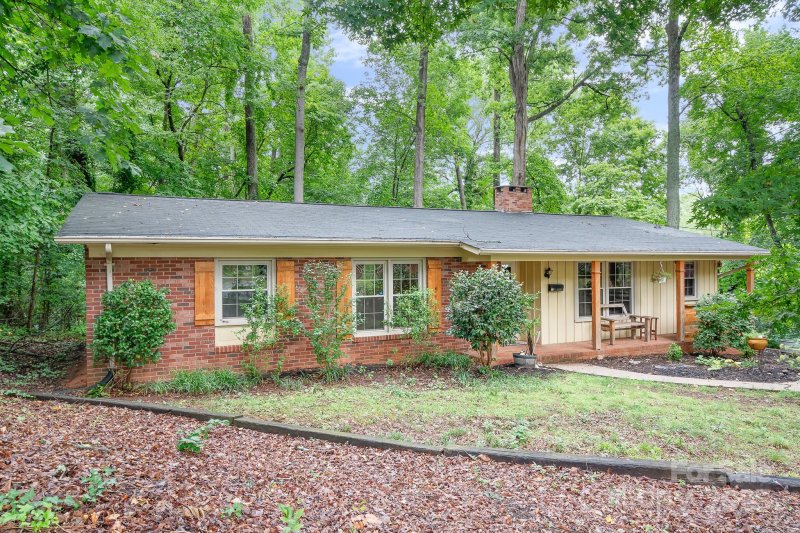 Property image 3 at 1303 Forest Park Drive, Statesville, NC 28677