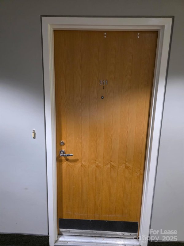 Property image 4 at 127 N Tryon Street, Charlotte, NC 28202