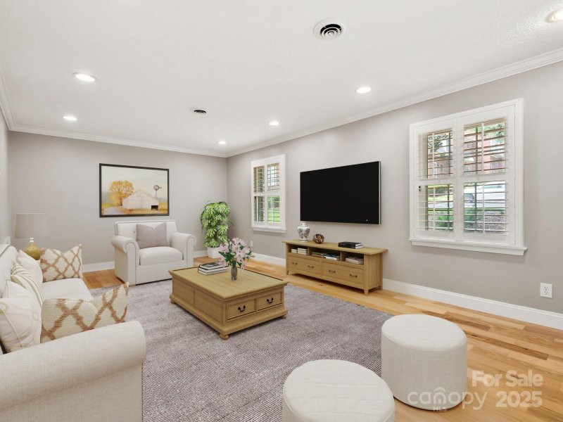 Property image 5 of 1411 Kensington Road in Kensington Court, Hendersonville, NC 28791