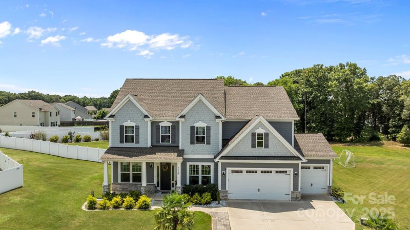 2132 Katie Alice Circle