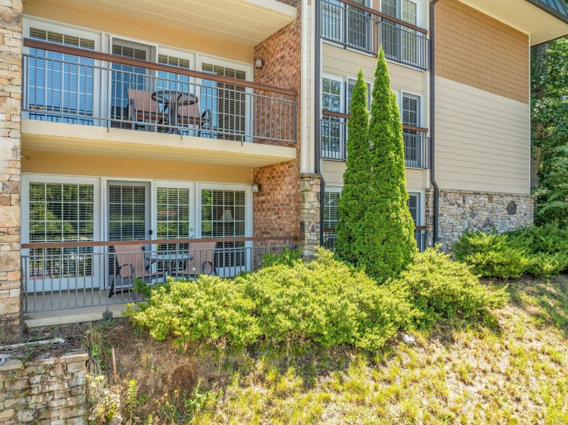 Property image 4 of 111 Bowling Park Road in Residences At Biltmore, Asheville, NC 28803