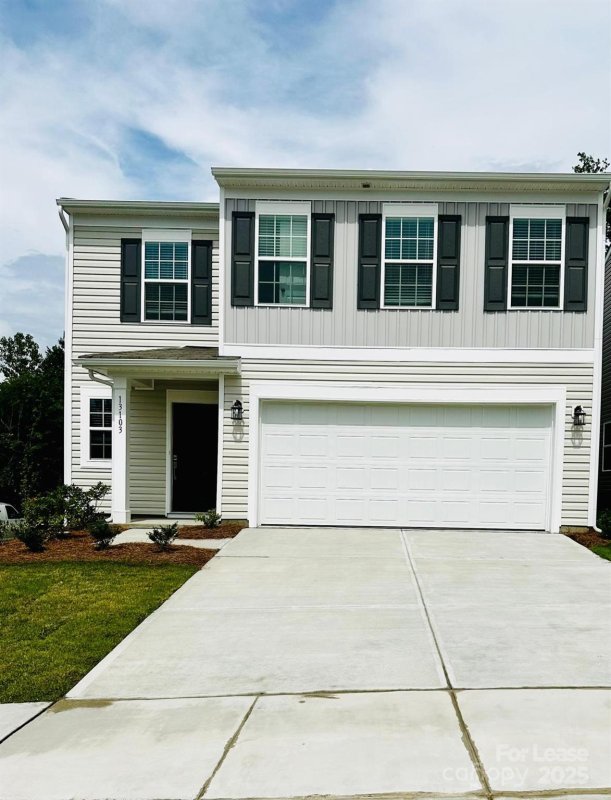 13103 Hampton Bay Lane