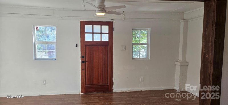 Property image 2 of 244 W Kingston Avenue in Wilmore, Charlotte, NC 28203