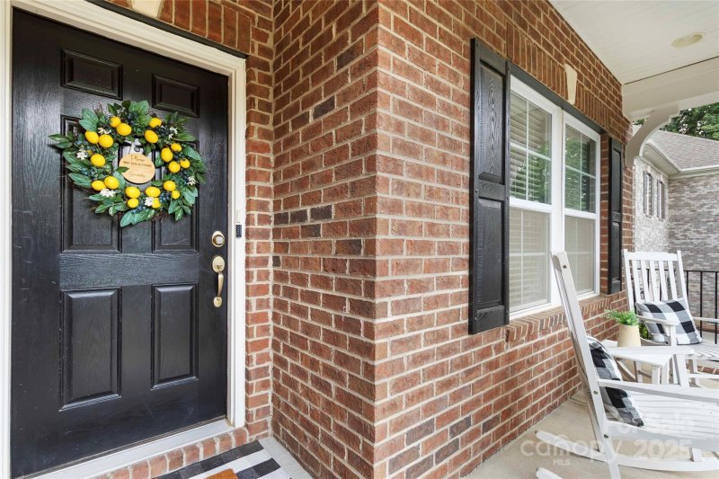 Property image 5 of 235 Alexandria Drive in Foxfield, Mooresville, NC 28115