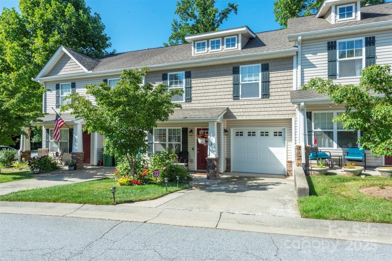 Property image 2 of 118 Torrington Avenue in Townes at Connor Creek, Fletcher, NC 28732