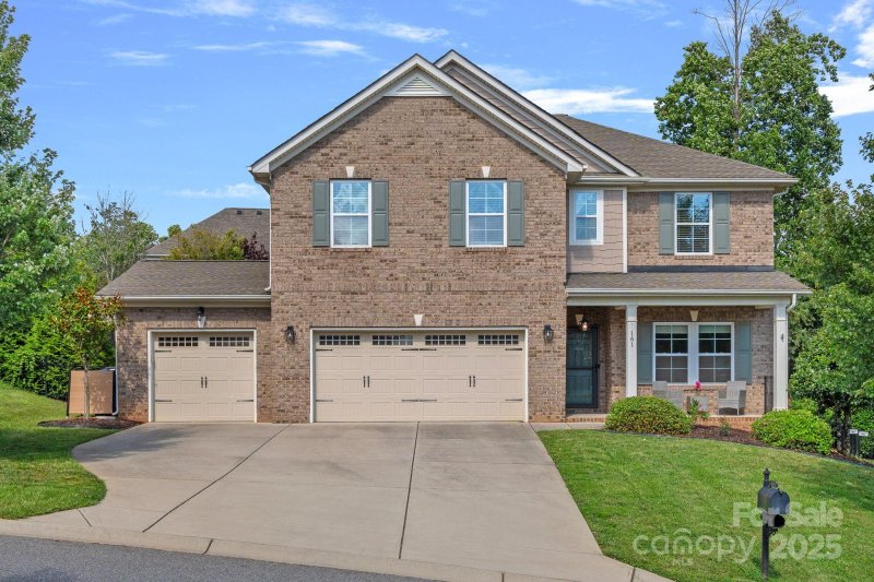 Foxfield, Mooresville Community