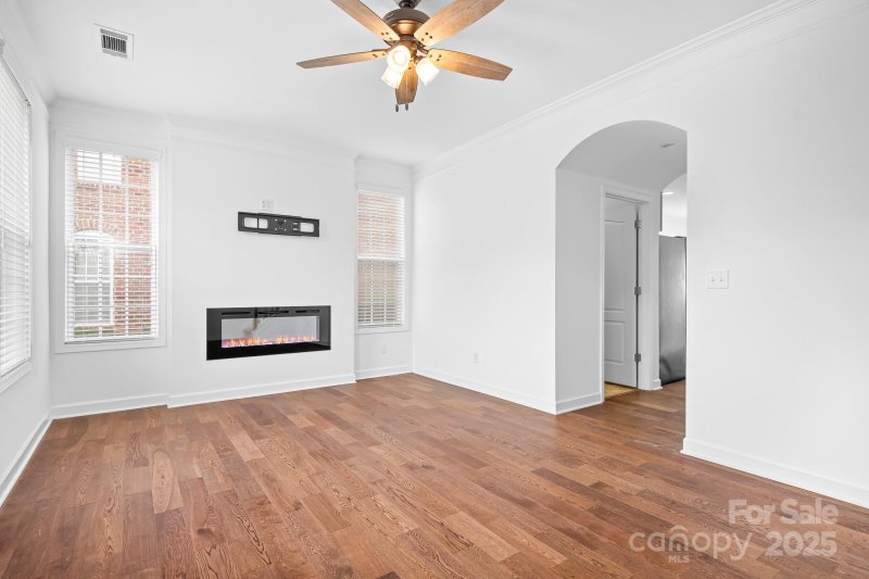 Property image 3 of 11422 Potters Row in Antiquity, Cornelius, NC 28031