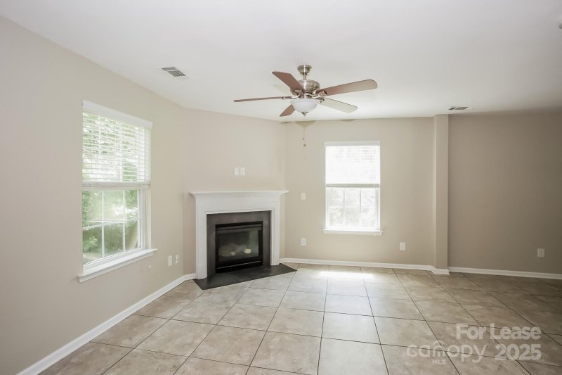 Property image 4 of 4439 Eglinton Toll Court in Coventry, Charlotte, NC 28213