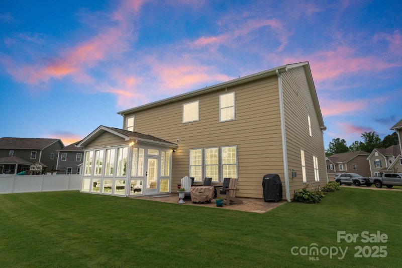 3819 Lake Breeze Drive