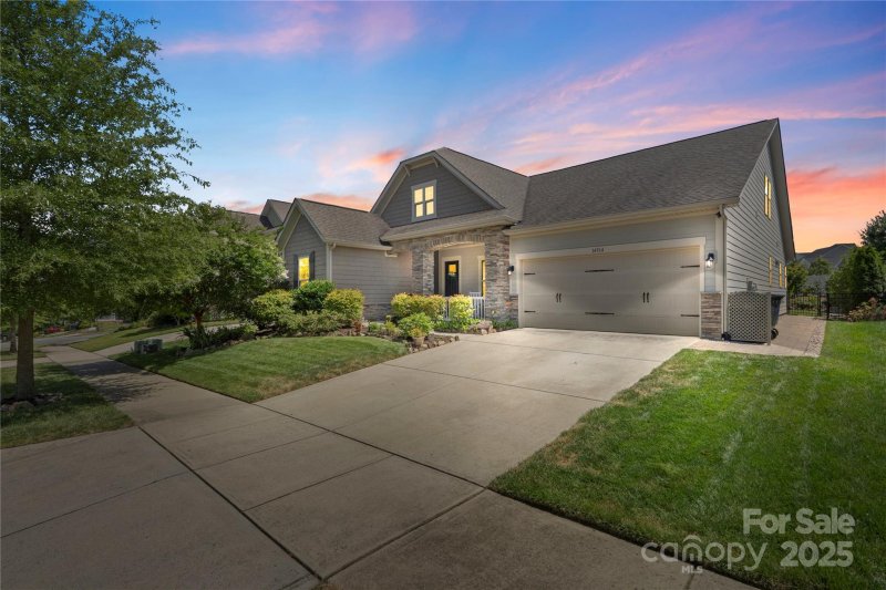 Property image 3 at 14914 Marymont Avenue, Huntersville, NC 28078