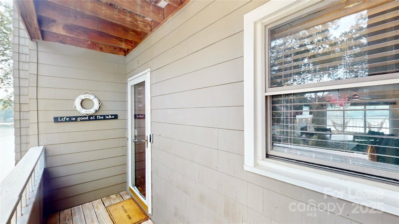 Property image 2 at 9816 Emerald Point Drive, Charlotte, NC 28278