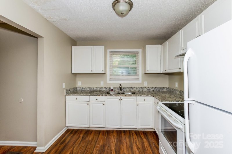 Property image 5 at 2408 Marlowe Avenue, Charlotte, NC 28269