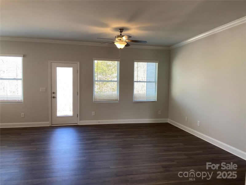 Property image 5 of 4909 Helmsworth Drive in Grove Manor, Waxhaw, NC 28173