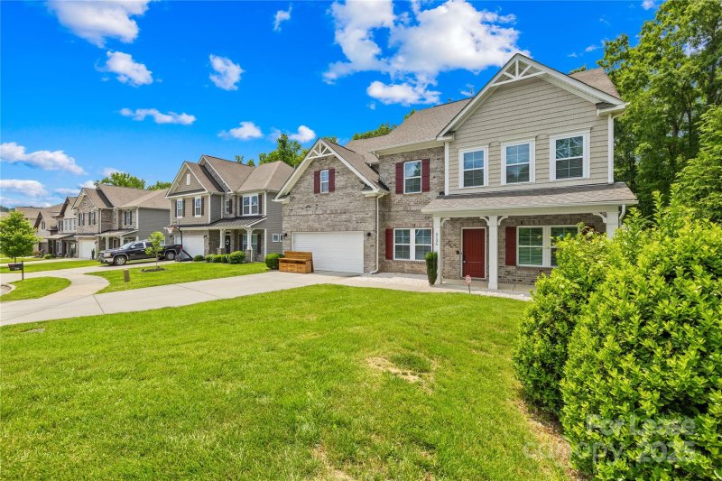 Property image 3 at 2136 Laurens Drive, Concord, NC 28027