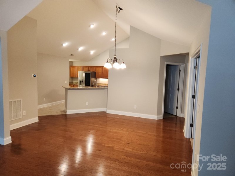 Property image 4 of 1 Mountain Meadow Circle in Hamburg Crossing, Weaverville, NC 28787