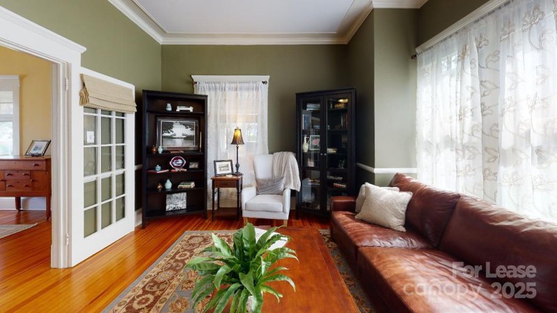 Property image 3 at 1612 Kenilworth Avenue, Charlotte, NC 28203