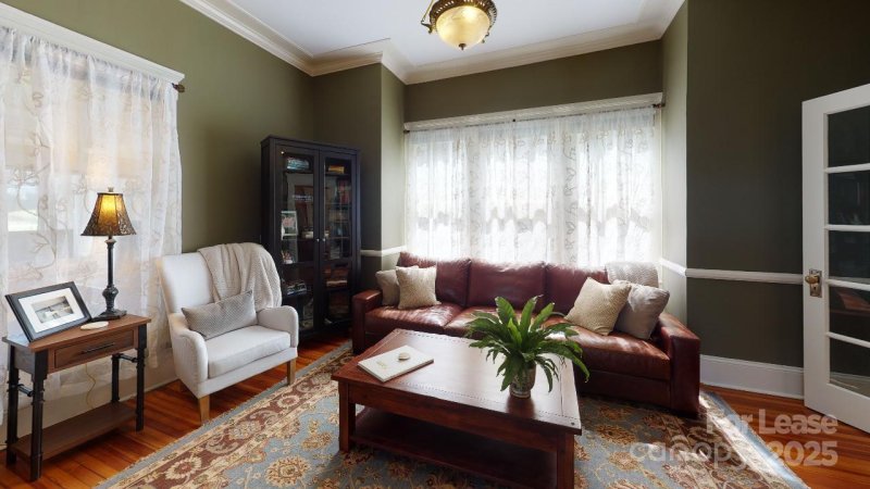 Property image 4 at 1612 Kenilworth Avenue, Charlotte, NC 28203