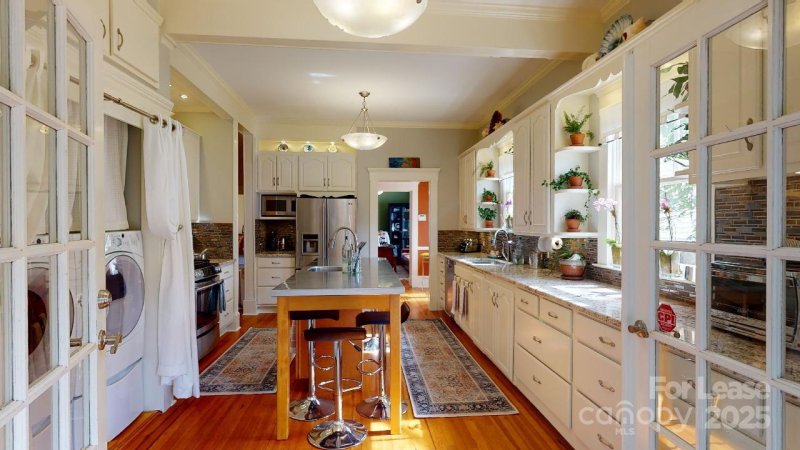 Property image 5 at 1612 Kenilworth Avenue, Charlotte, NC 28203