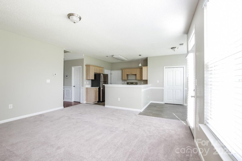 Property image 3 at 13906 Silver Dart Place, Charlotte, NC 28278