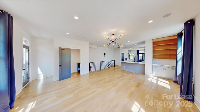 Property image 5 at 602 West Boulevard, Charlotte, NC 28203