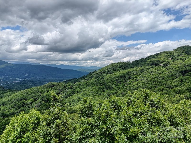 Property image 4 of Lot 18 Lincoln Way in Crestview Pointe, Waynesville, NC 28786