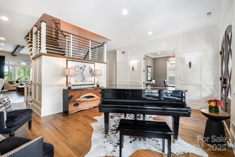 Property image 5 of 708 Amalfi Drive in Davidson Bay, Davidson, NC 28036