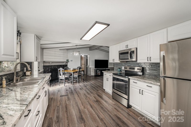 4492 Pebblebrook Circle